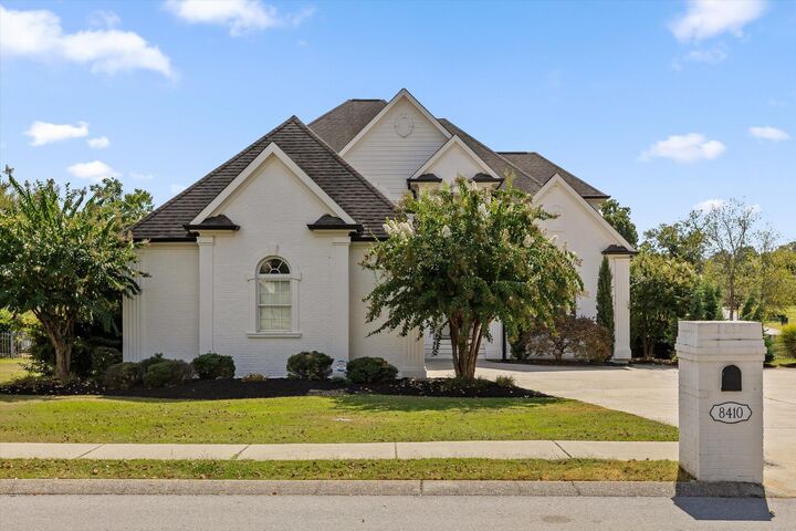 Property Photo: 8410 Rambling Rose Drive TN 37363