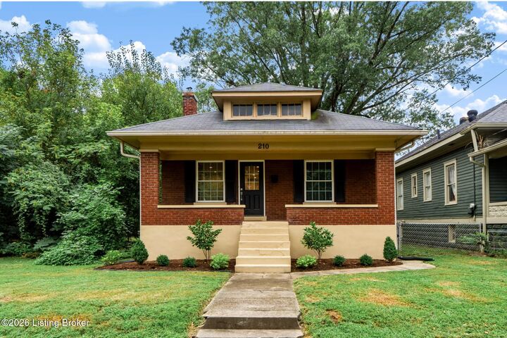 Property Photo:  210 Cornell Pl  KY 40207 