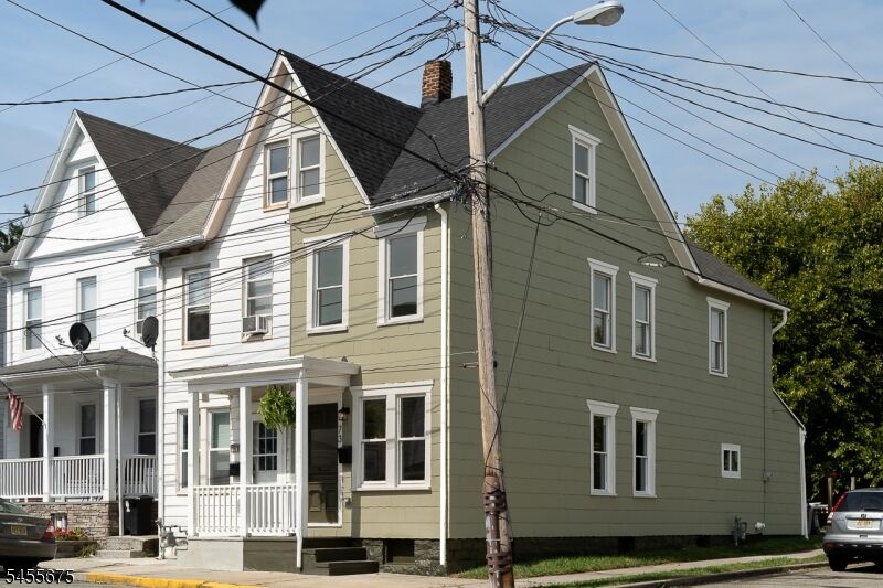 Property Photo:  73 Colby Pl  NJ 08865 