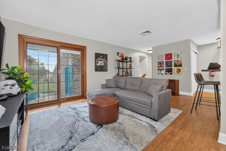 Property Photo:  11 Westway  NJ 08809 