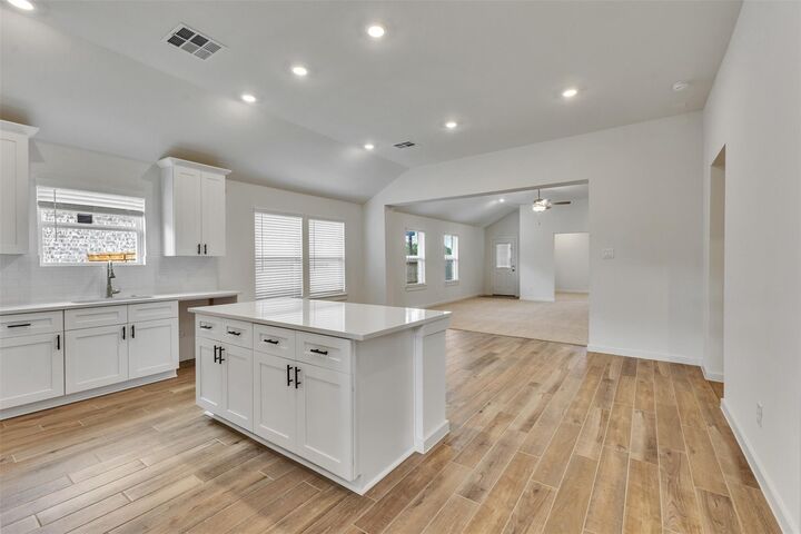 Property Photo: 3206 Emerald Hills Drive TX 77515