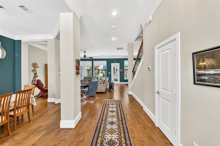 Property Photo:  5727 Brancott Way  TX 77096 