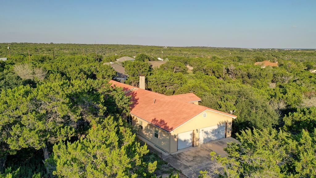 Property Photo:  203 Rim Rock Circle W  TX 78024 