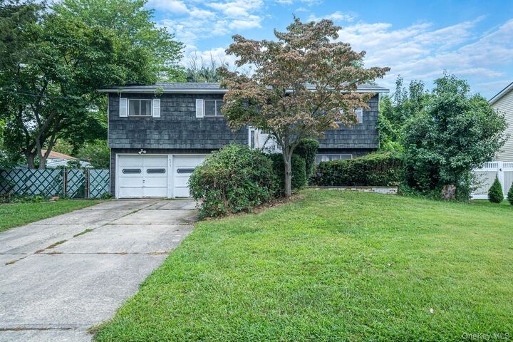 Property Photo:  575 Freeman Avenue  NY 11717 