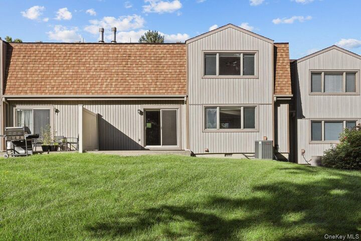 Property Photo: 5 Meadowlark Circle NY 10566