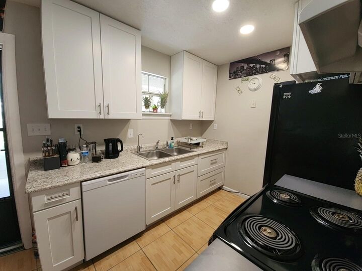 Property Photo: 677 Warner Street FL 34736