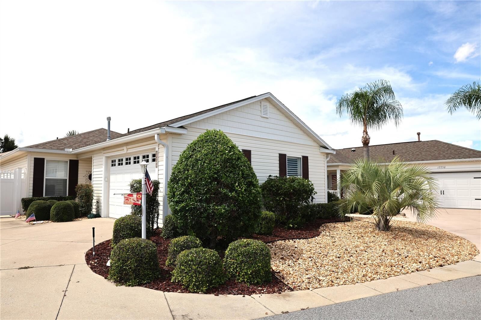 Property Photo:  17760 SE 84th Peyton Court  FL 32162 