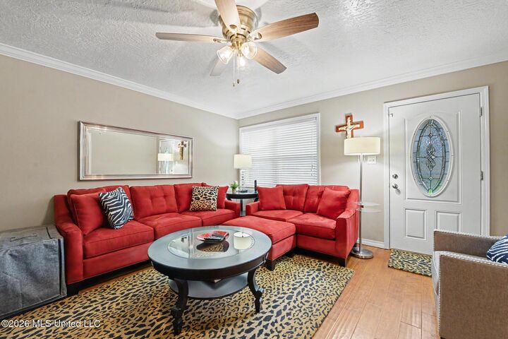 Property Photo: 809 Canal Street MS 39567