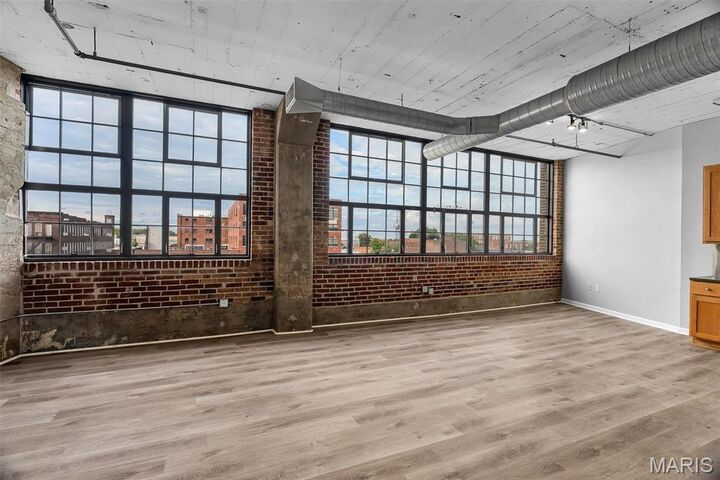 Property Photo: 2020 Washington Avenue 501 MO 63103