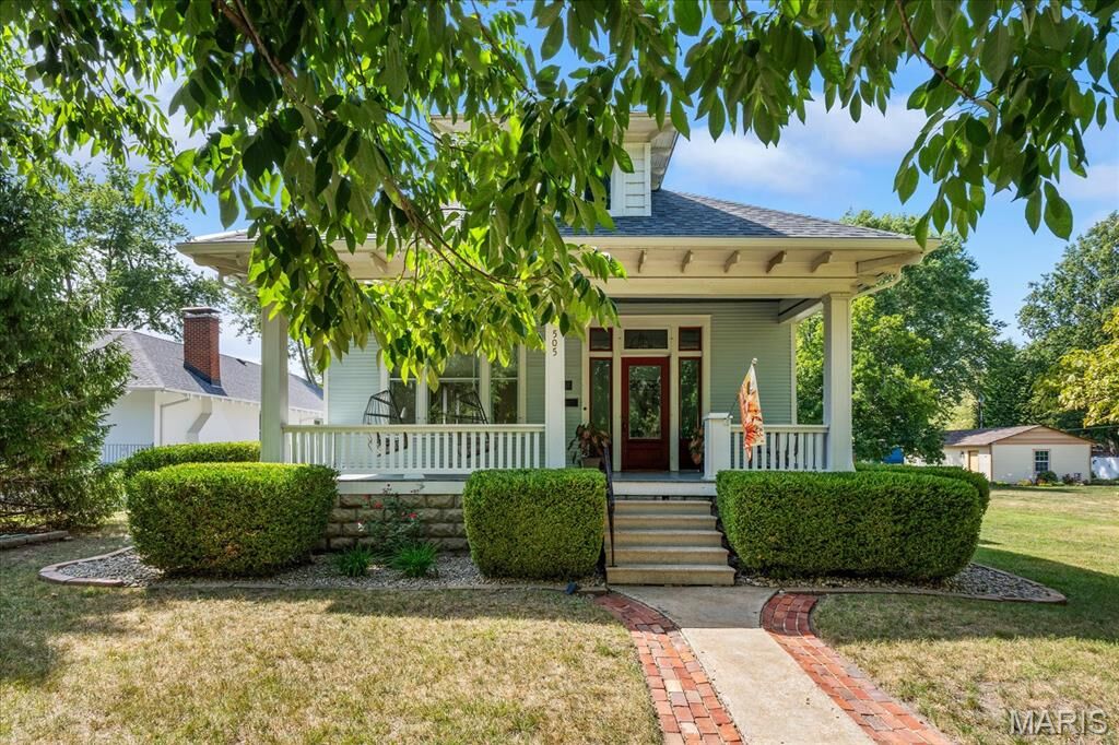 Property Photo:  505 N Lincoln Avenue  IL 62269 
