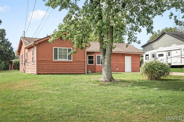 Property Photo:  126 Cherry Hill Drive  MO 63026 