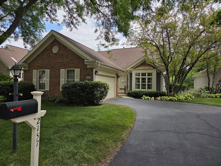 Property Photo:  2157 N Lake Shore Circle  IL 60004 