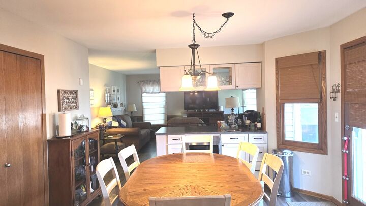 Property Photo:  5 Beaver Creek Court  IL 60490 