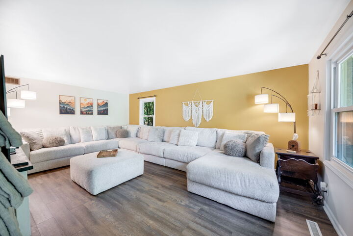 Property Photo:  5074 Oakridge Drive  IL 60964 