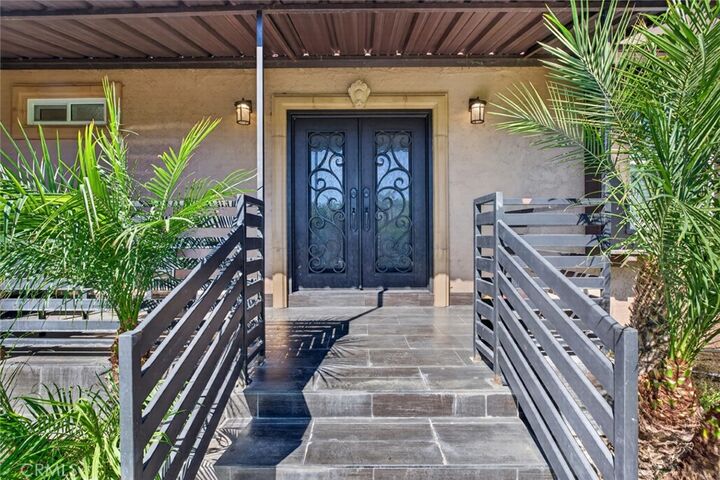 Property Photo: 8055 Natick Ave CA 91402