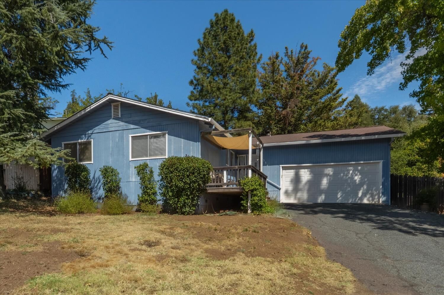 Property Photo:  334 Apple Blossom  CA 95247 