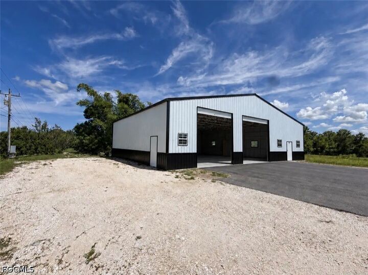 Property Photo:  6490 Shady Pine Lane  FL 33922 
