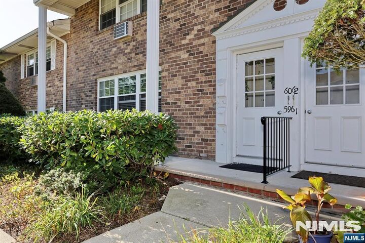 Property Photo: 66 S Franklin 59 NJ 07446