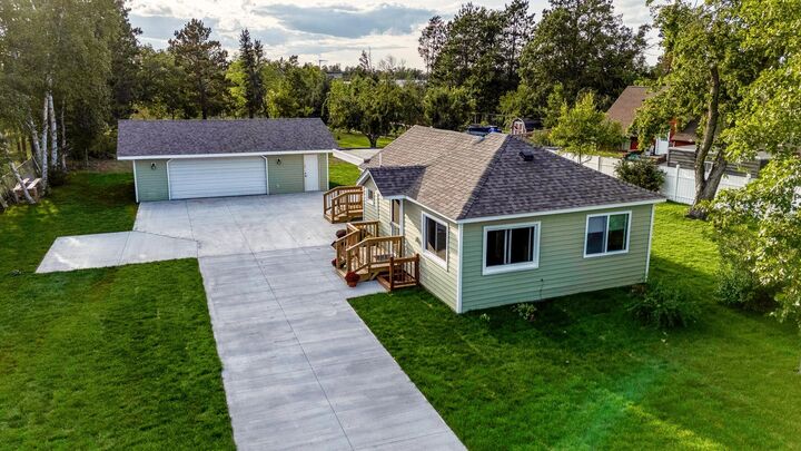 Property Photo:  2011 Norton Avenue NW  MN 56601 