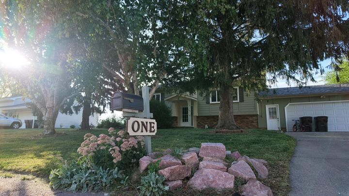Property Photo:  1 Evergreen Lane  SD 57049 