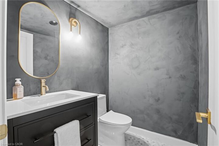 Property Photo:  6 McCammon Street  ON N3L 1V9 