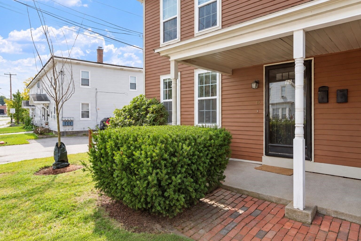 Property Photo:  19 Sudbury St 19  MA 01754 