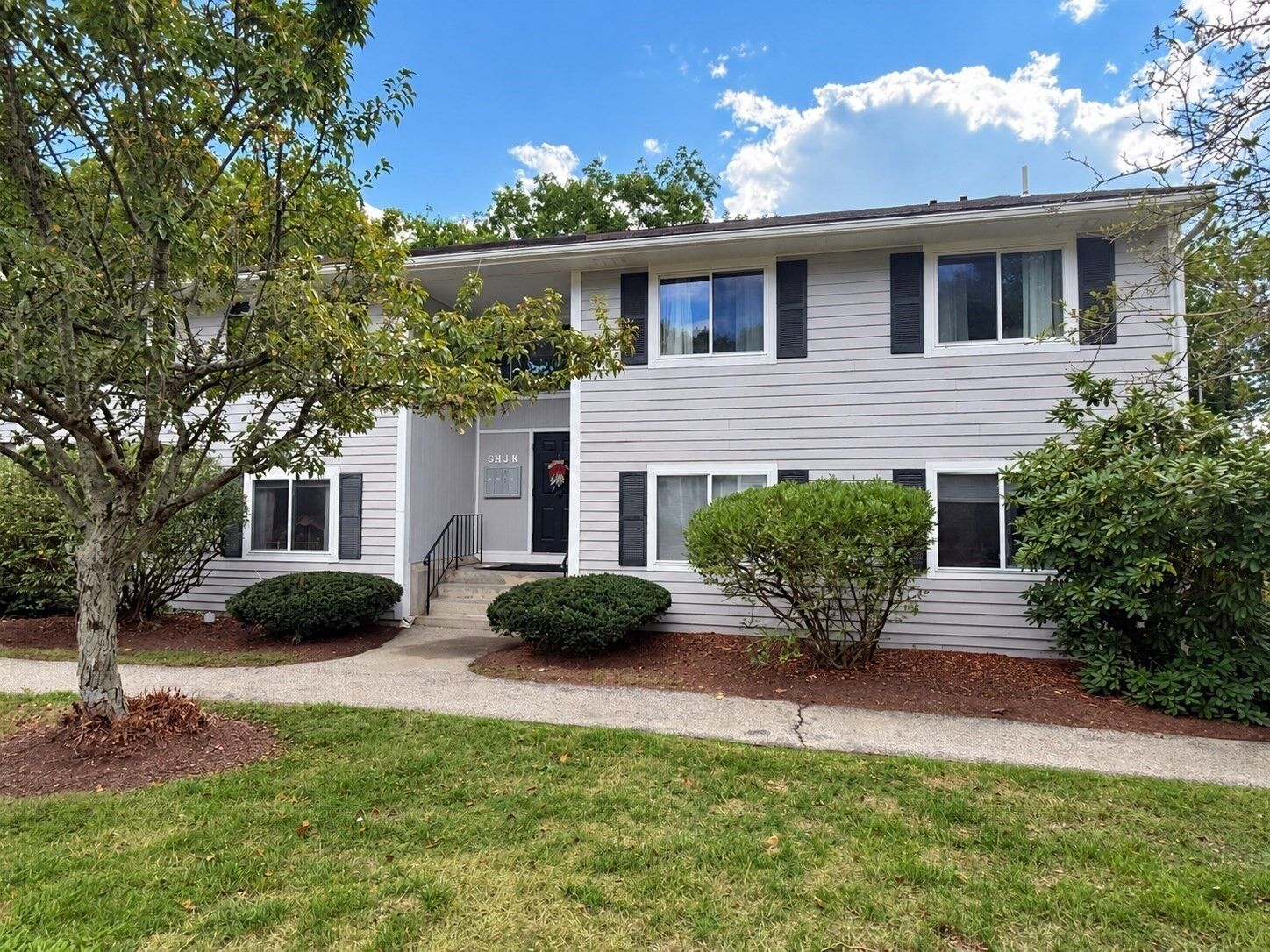 Property Photo:  8 Beals Cove Rd K  MA 02043 