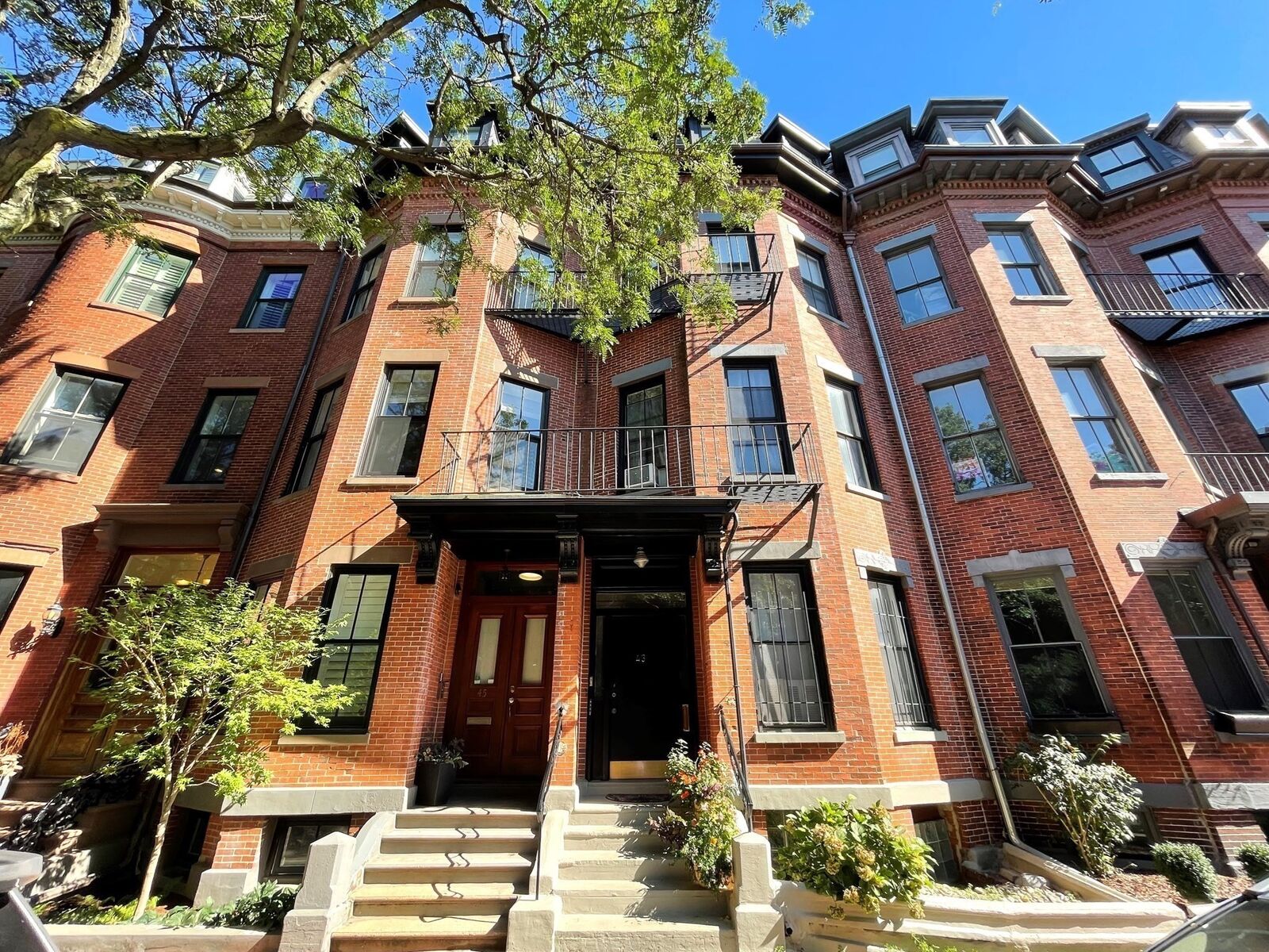 Property Photo:  43 Milford St 2  MA 02118 