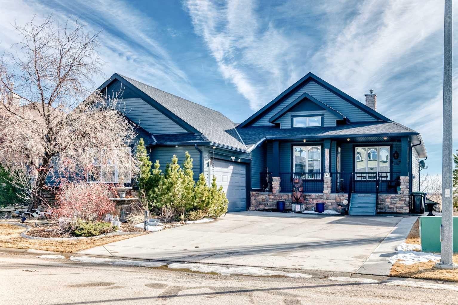 Property Photo: 33 Boulder Creek Manor SE AB T0J 1X3