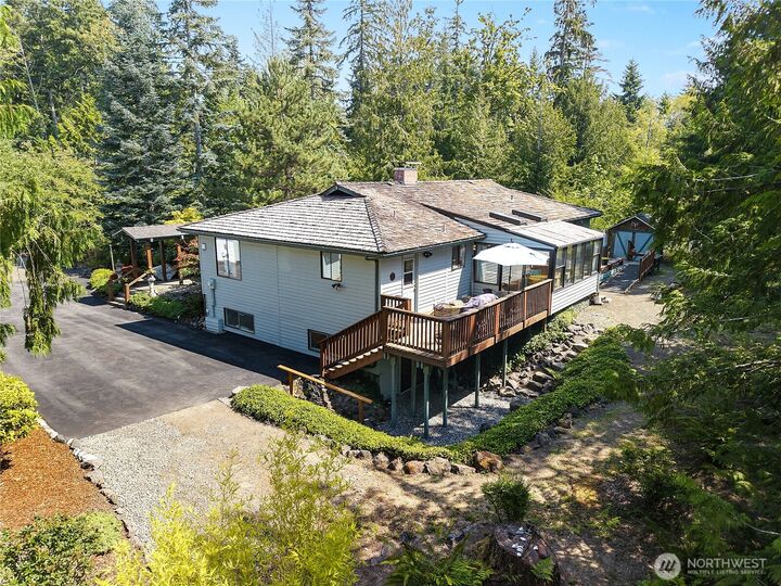 Property Photo: 2357 Mountain View Road E WA 98366
