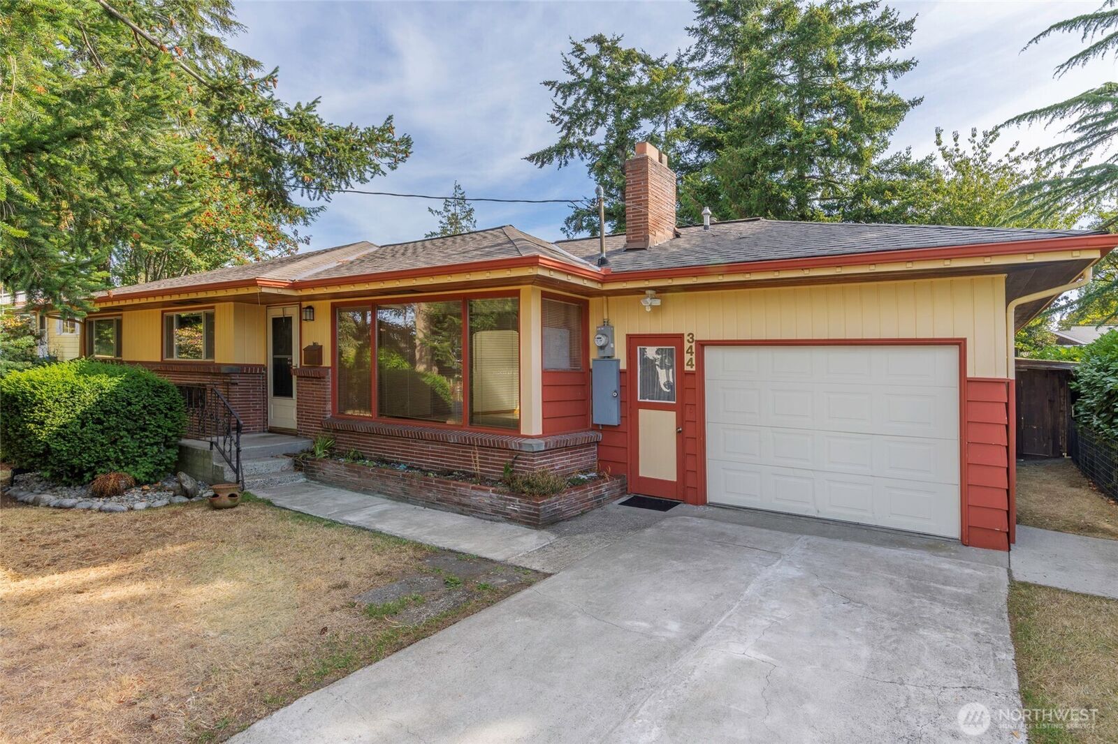Property Photo:  344 SE O'Leary Street  WA 98277 