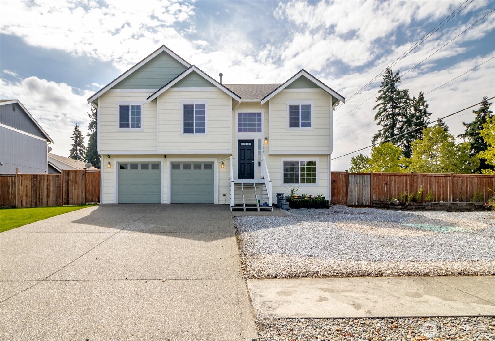 Property Photo: 7804 207th Street E WA 98387
