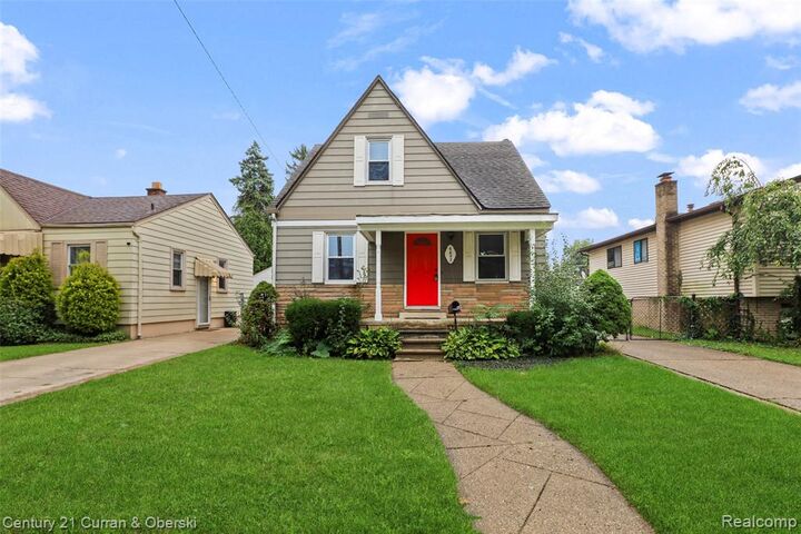 Property Photo:  6652 Rockdale Street  MI 48127 