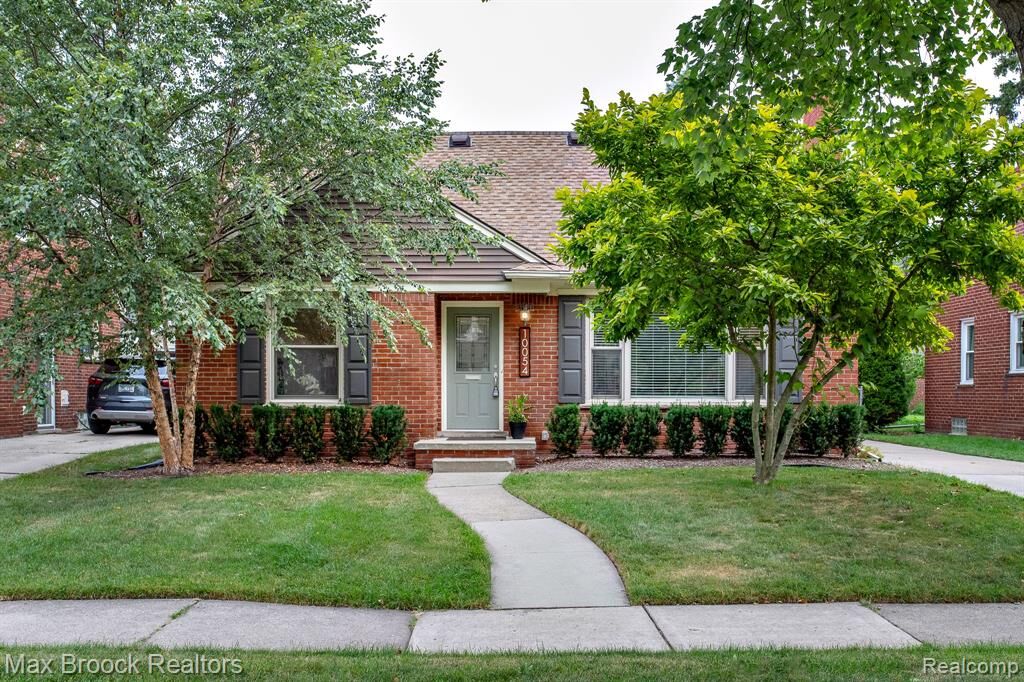 Property Photo:  10054 Lincoln Drive  MI 48070 
