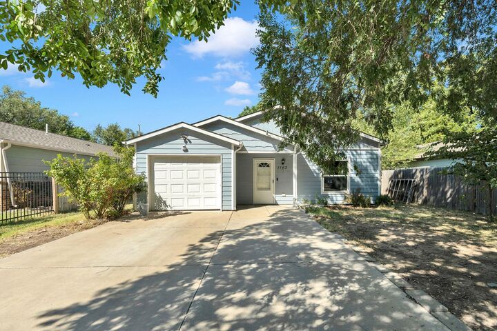 Photo de la propriété:  1143 N Estelle Ave.  KS 67214 