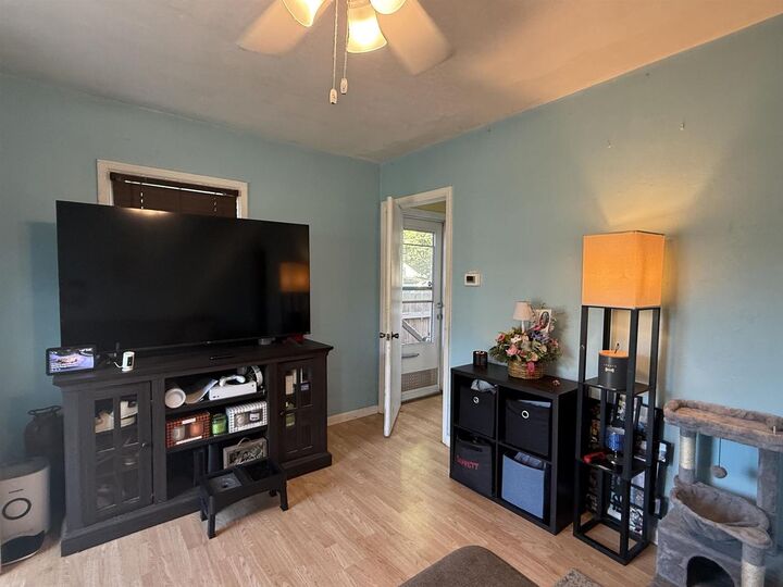Property Photo: 1612 Calumet Avenue WI 53511