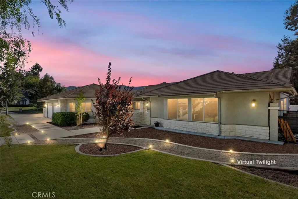 Property Photo:  13582 Oak Hill Court  CA 92399 