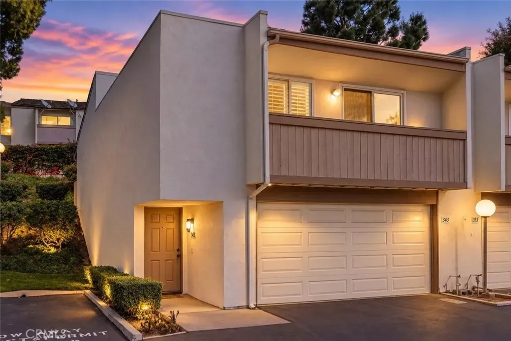 Property Photo: 343 Prairie Court CA 92821