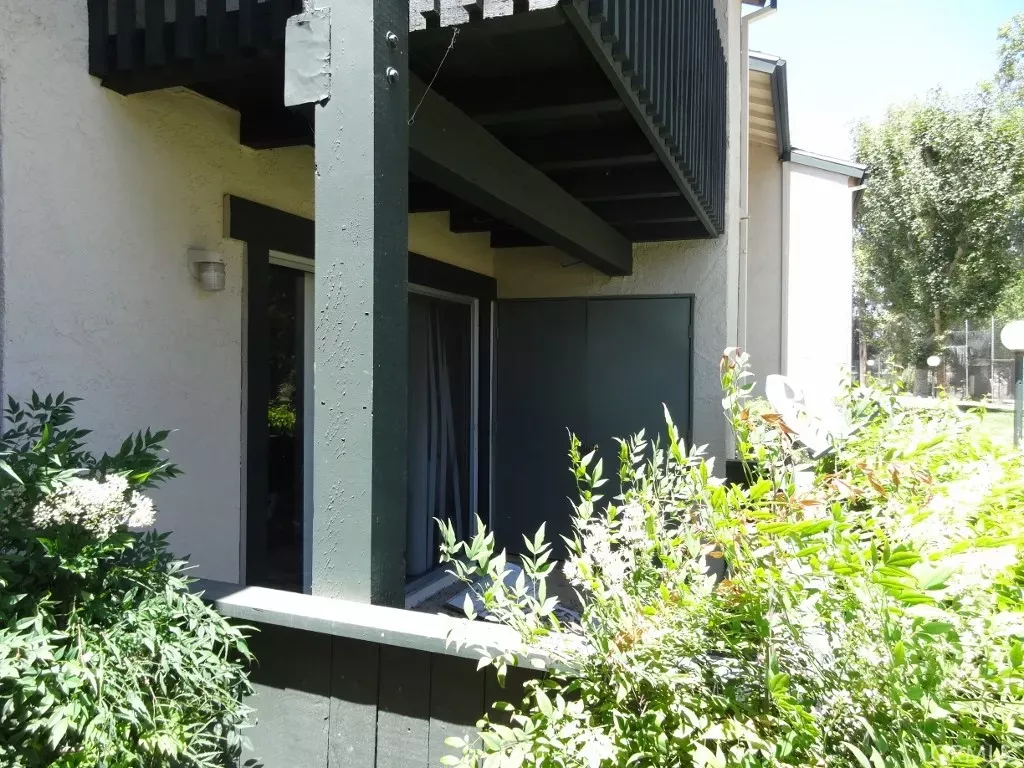 Property Photo:  23256 Orange Avenue 3  CA 92630 