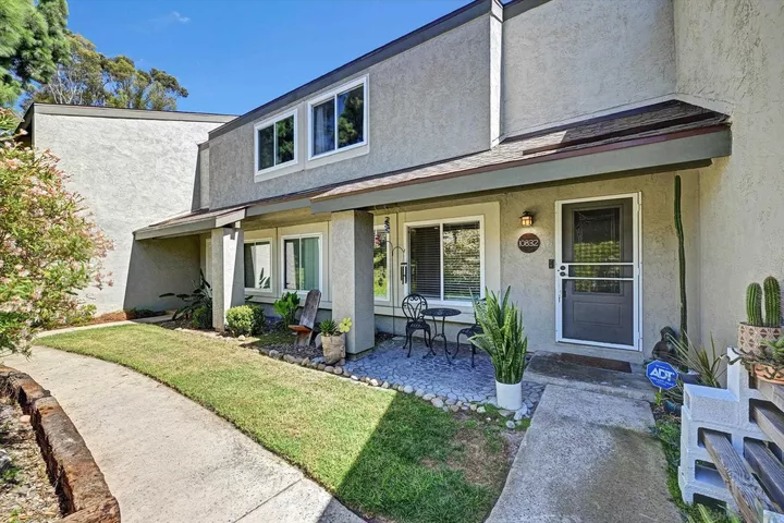 Property Photo: 10832 Macouba Pl CA 92124