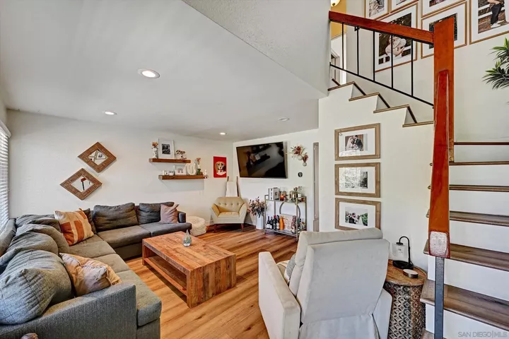 Property Photo: 10832 Macouba Pl CA 92124