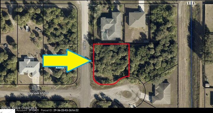 Property Photo: 657 Banyan Street SW FL 32908