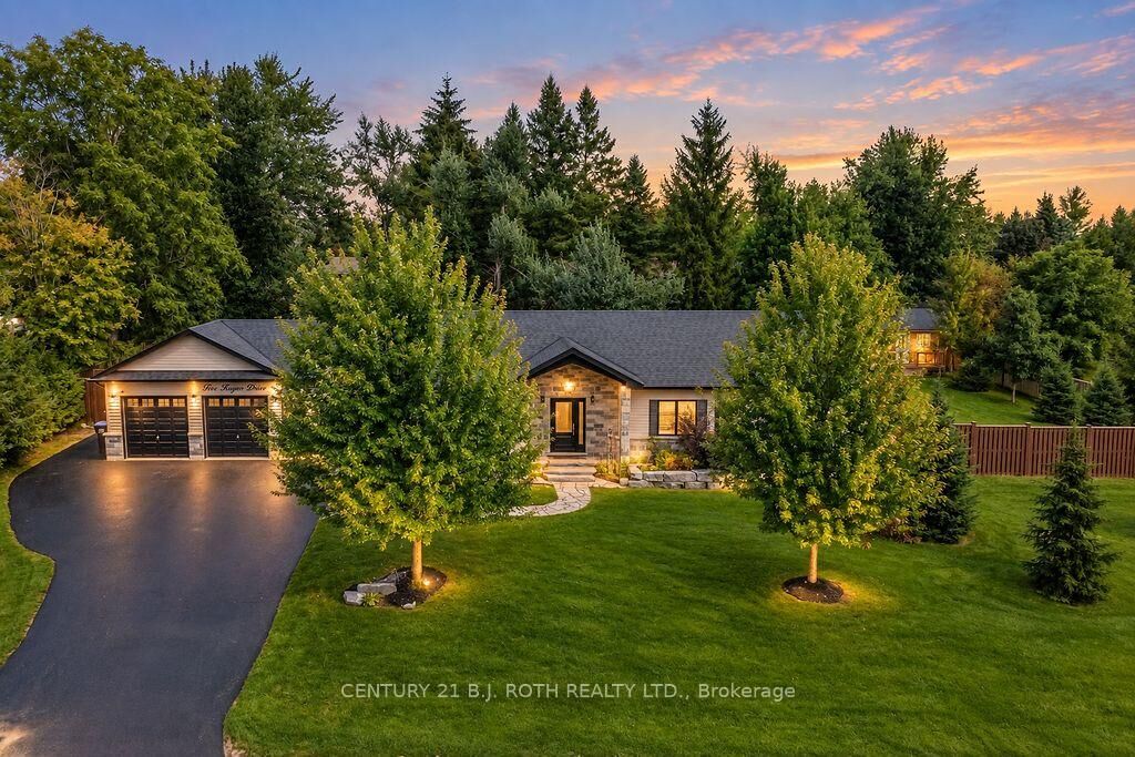 Property Photo:  5 Keyzer Drive  ON L3V 8N7 