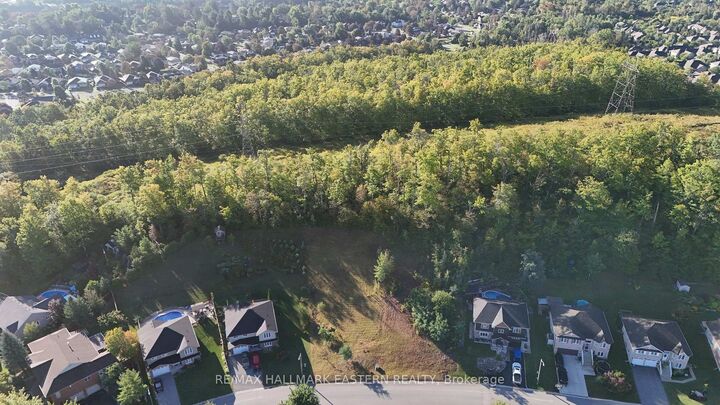 Property Photo:  406 Country Lane  ON K9L 2A8 
