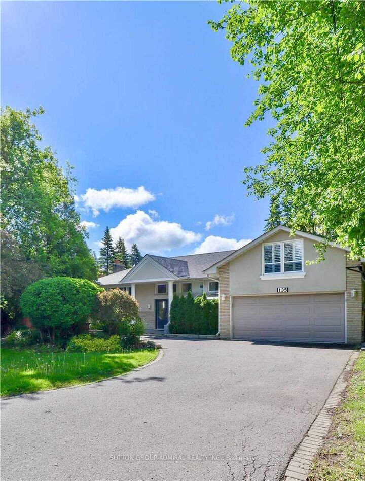Property Photo:  135 Elgin Street  ON L3T 1W7 