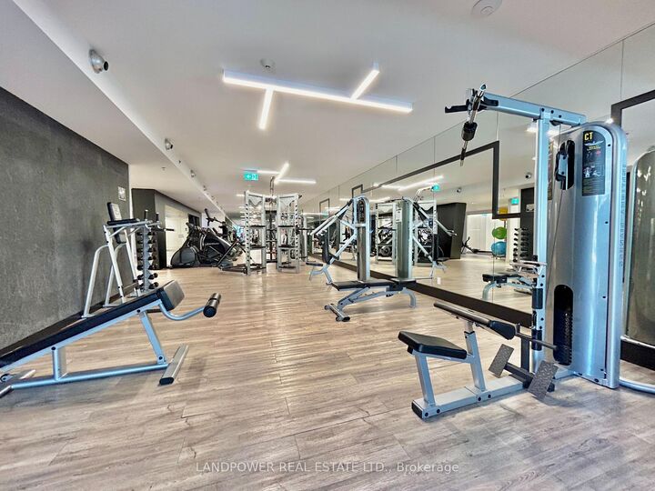 Property Photo:  181 Dundas Street E 5002  ON M5A 0N5 