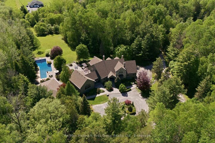 Photo de la propriété:  3121 Theatre Road N  ON K9A 4J7 