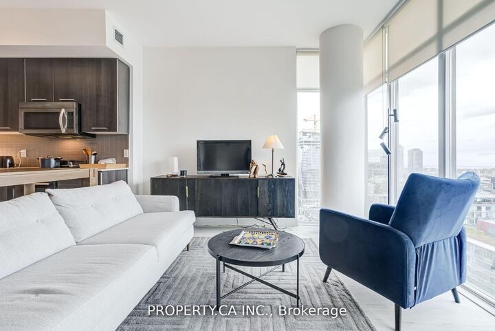 Property Photo:  105 George Street 1905  ON M5A 2N4 