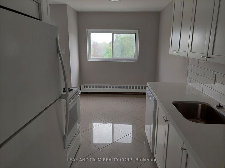 Property Photo: 591 12th Street 12 ON N4N 1W5