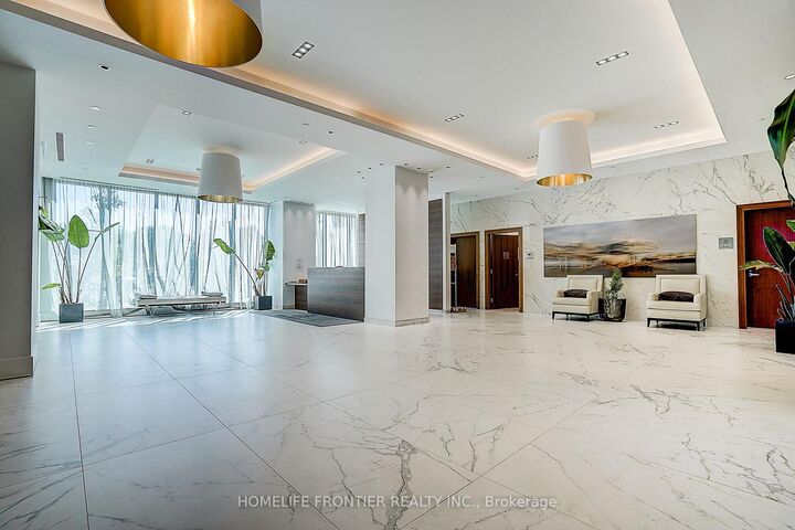 Property Photo:  1928 Lakeshore Boulevard W 2005  ON M6S 0B1 